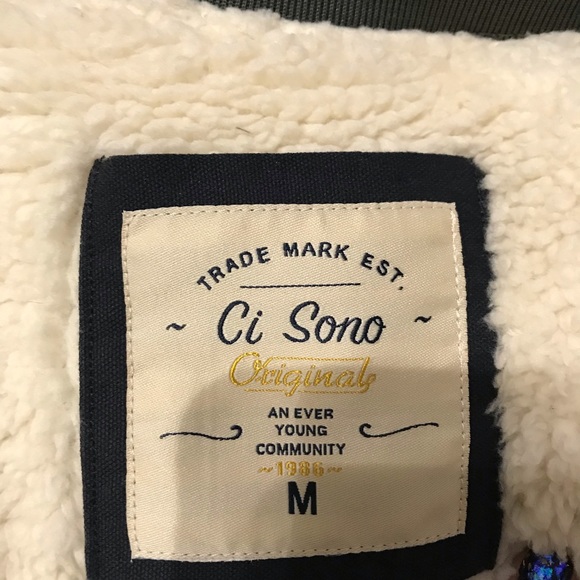 Bomber jacket - Picture 5 of 6